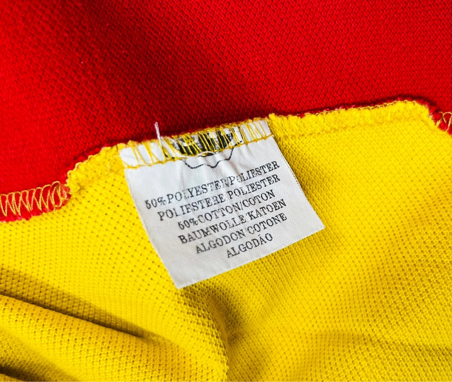 Polo Armand Thiery Rouge, Jaune & Marine - L (A153)