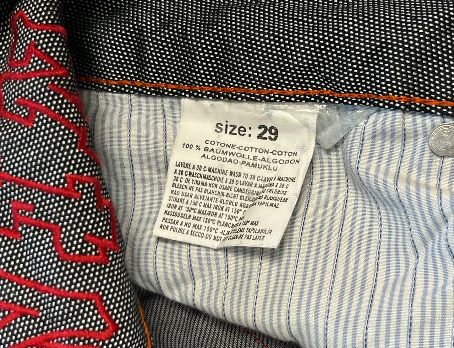 Jean à motif brodé Vintage - W29 (A109)