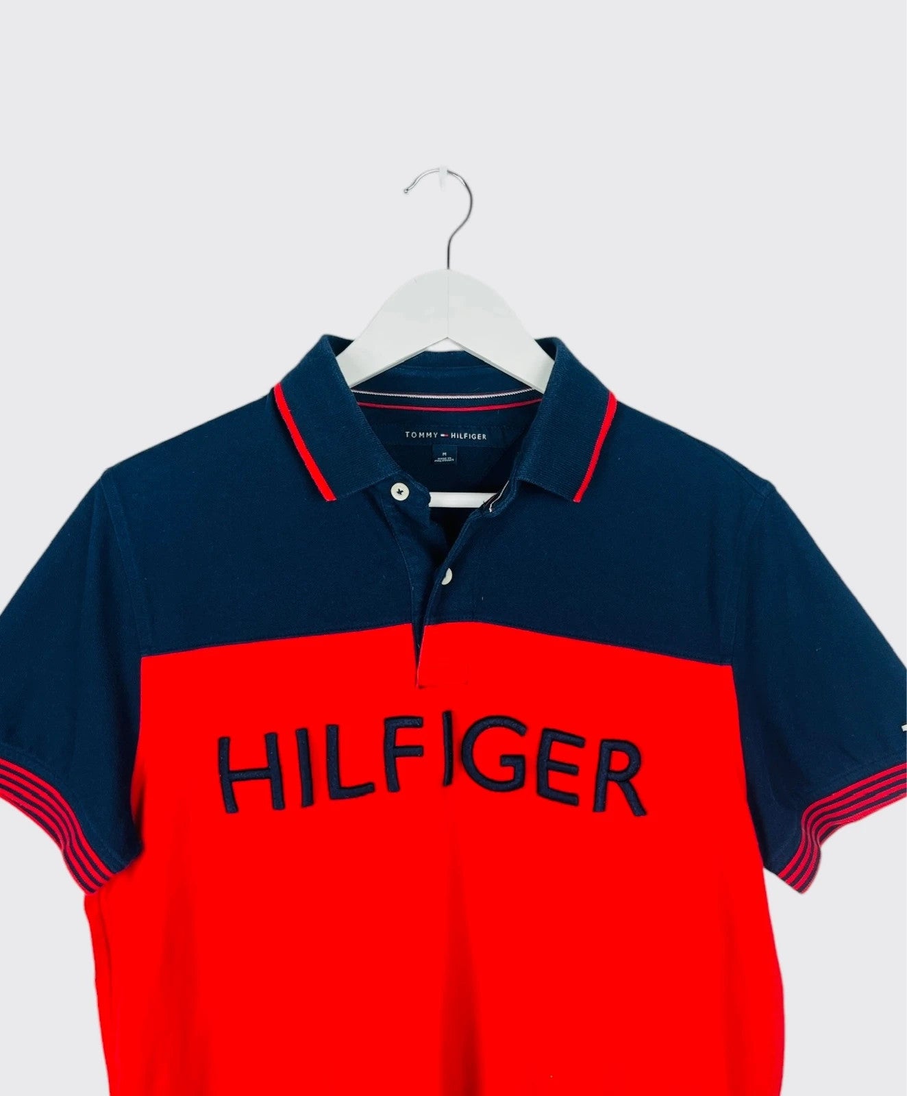 Polo Tommy Hilfiger Logo Brodé Marine & Rouge - M (B25)