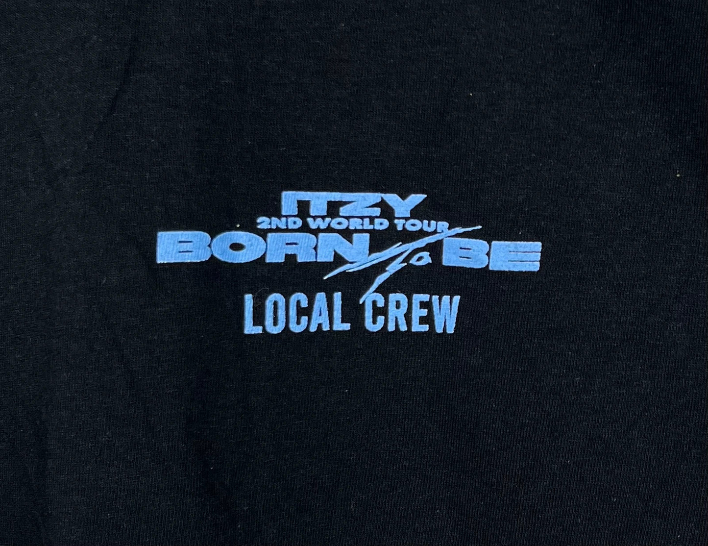 T-shirt de Collection (Local Crew) de Itzy - XL (A307)